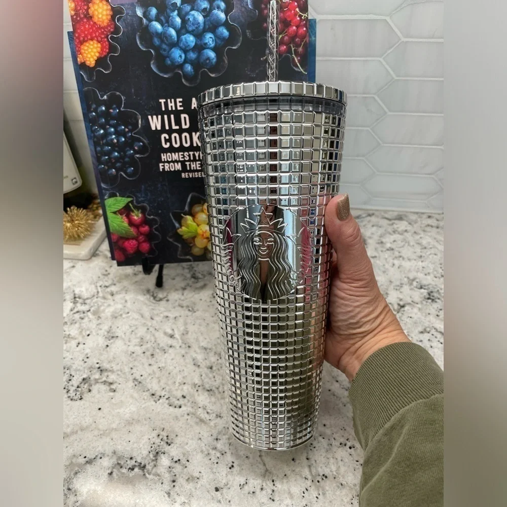 Starbucks Metallic Mirror Silver Grid Tumbler  High shine chrome finish. NWT.